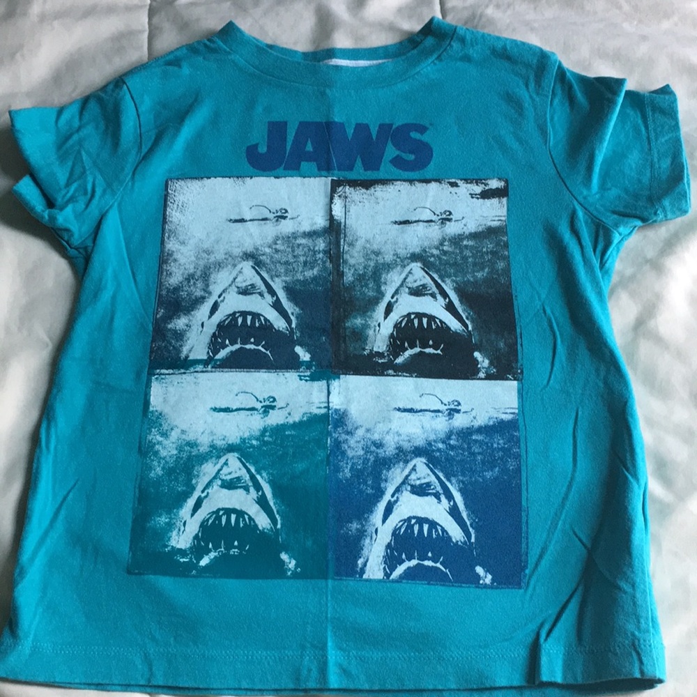 Boy xs Jaws tee